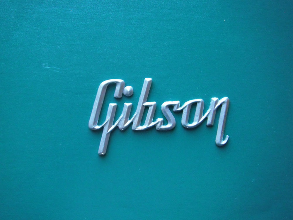 Chrome plated Gibson logo amp for project/restoration 