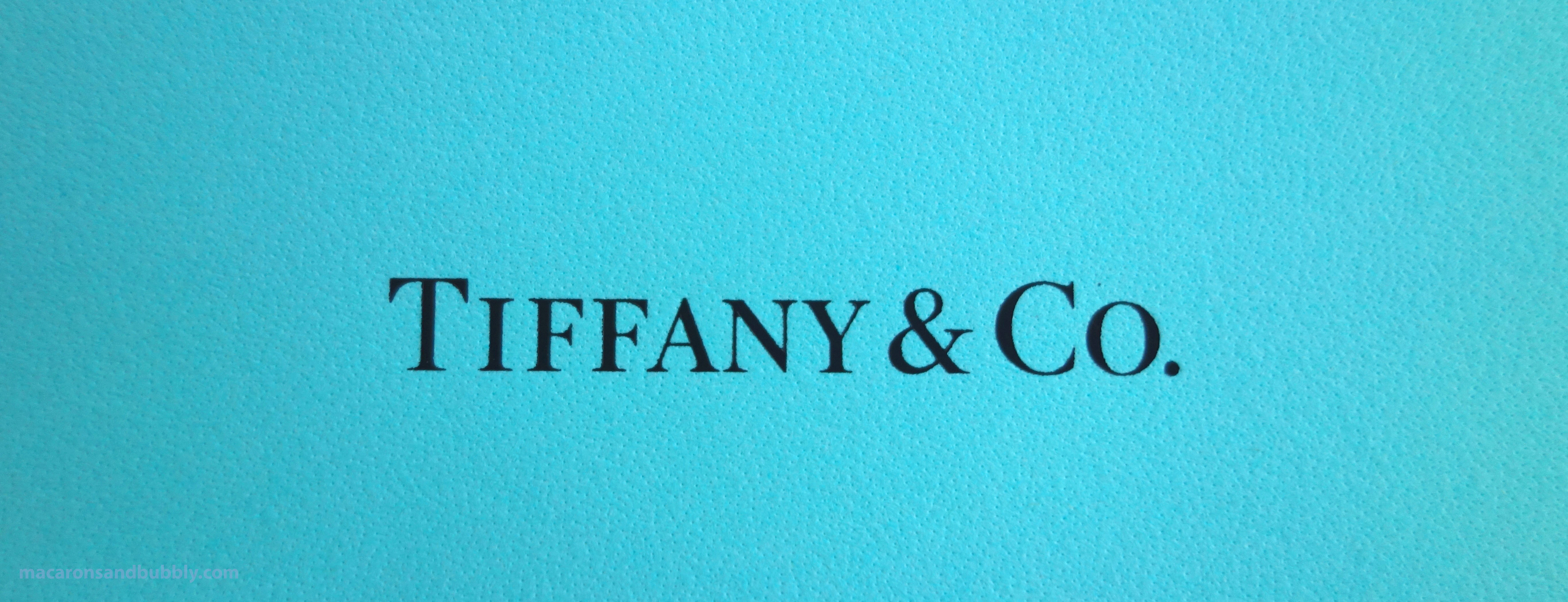Тиффани вк. Фирменный знак Тиффани. Тиффани надпись. Tiffany co лого. Тиффани товарный знак.